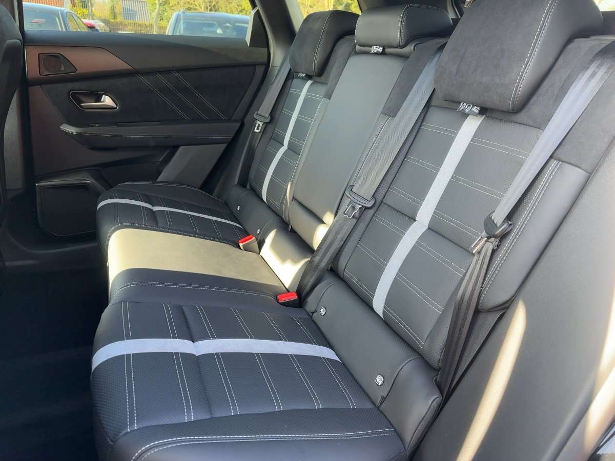 Fahrzeugbild eines Opel Grandland X