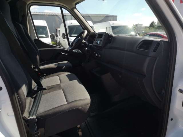 Fahrzeugbild eines Renault Master