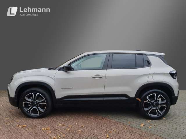 Fahrzeugbild eines Jeep Avenger