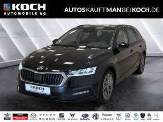 Schräge Frontansicht auf einen Skoda Octavia , freigestellt