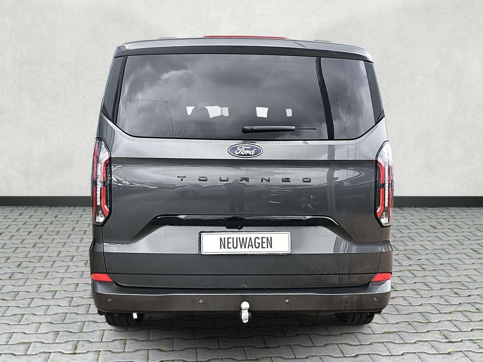 Fahrzeugbild eines Ford Tourneo Custom