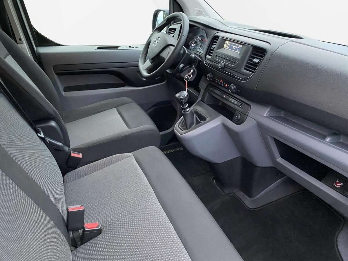 Fahrzeugbild eines Opel Vivaro
