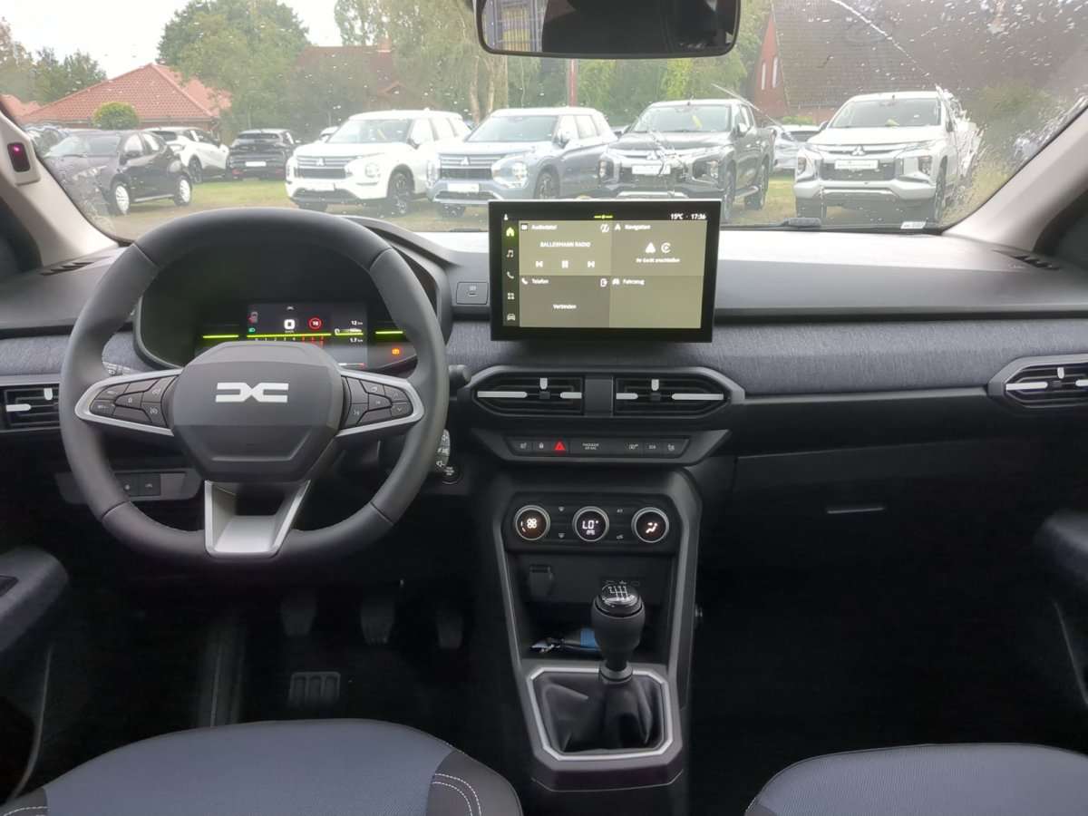 Fahrzeugbild eines Dacia Sandero