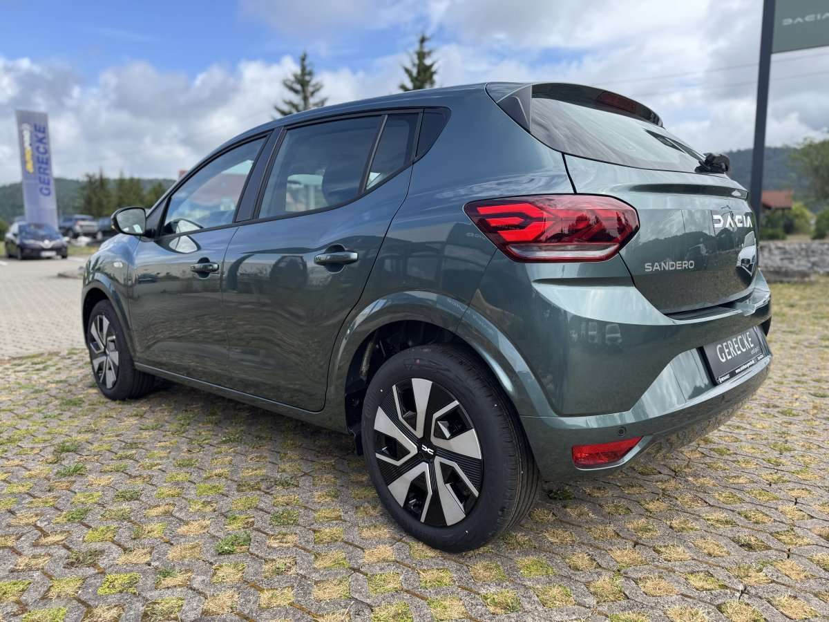 Fahrzeugbild eines Dacia Sandero