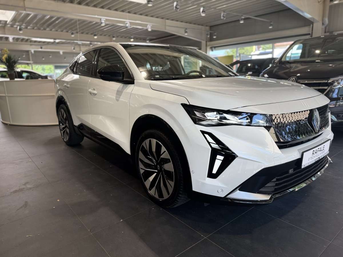 Fahrzeugbild eines Renault Rafale