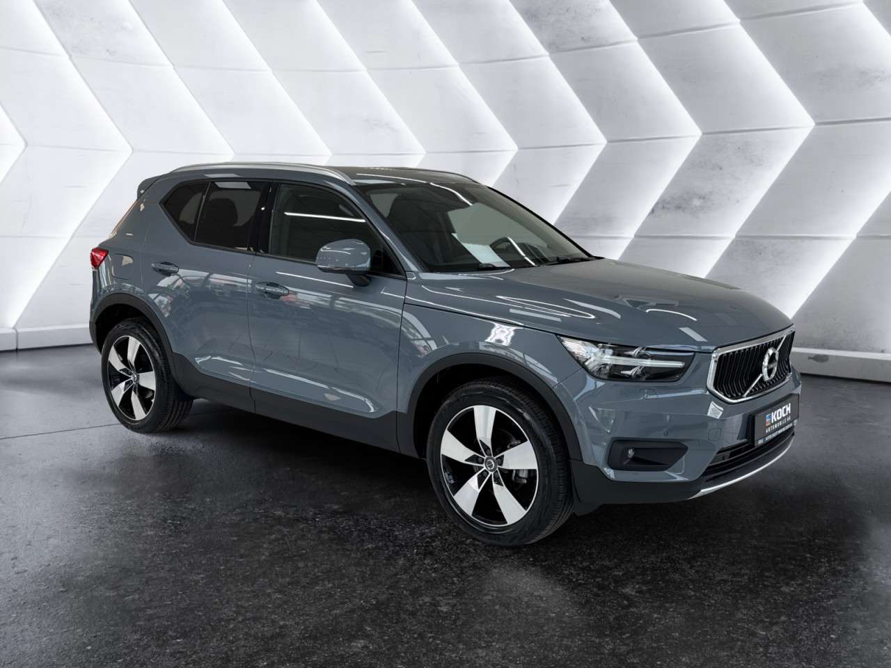 Fahrzeugbild eines Volvo XC40
