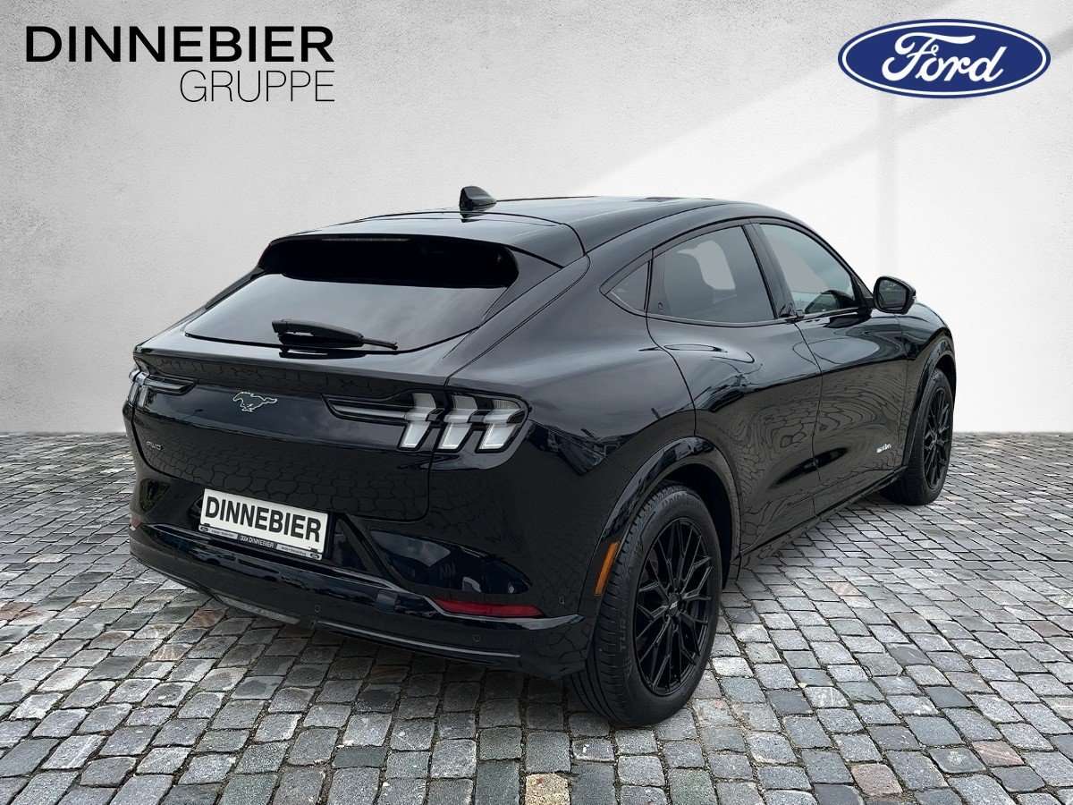 Fahrzeugbild eines Ford Mustang Mach-E