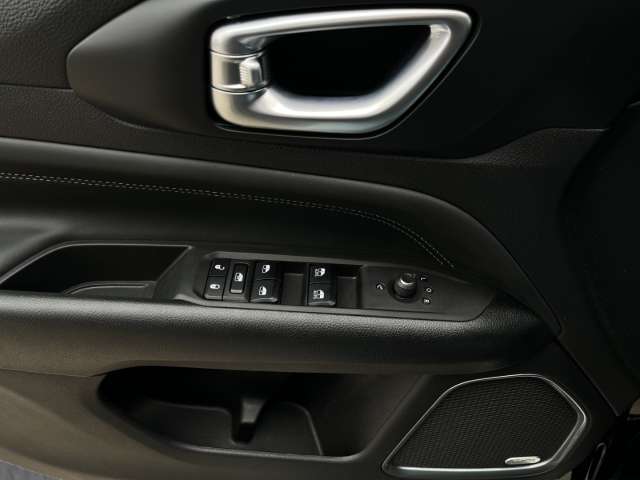 Fahrzeugbild eines Jeep Compass