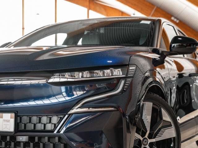 Fahrzeugbild eines Renault Megane E-TECH