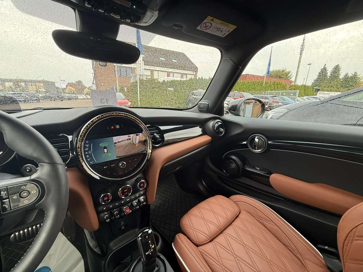 Fahrzeugbild eines MINI MINI