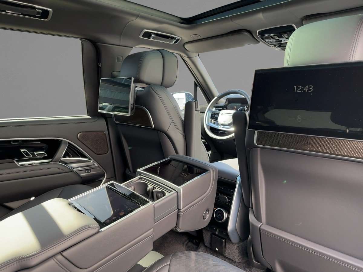 Fahrzeugbild eines Land Rover Range Rover