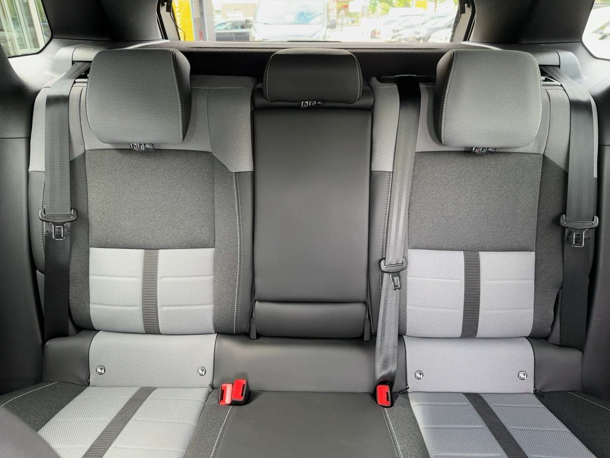 Fahrzeugbild eines Opel Grandland X