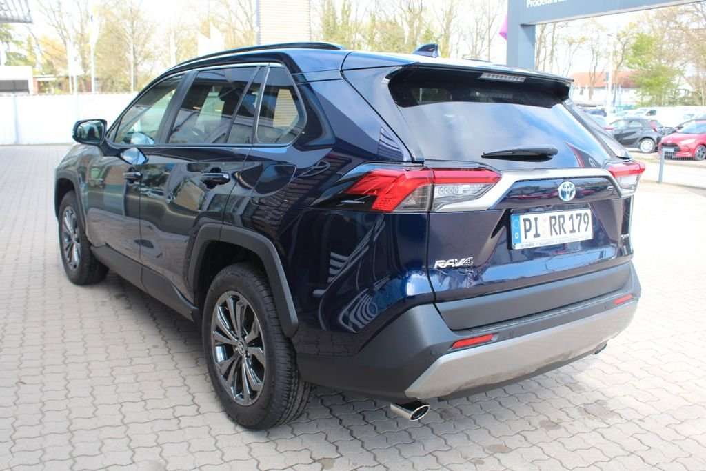 Fahrzeugbild eines Toyota RAV4