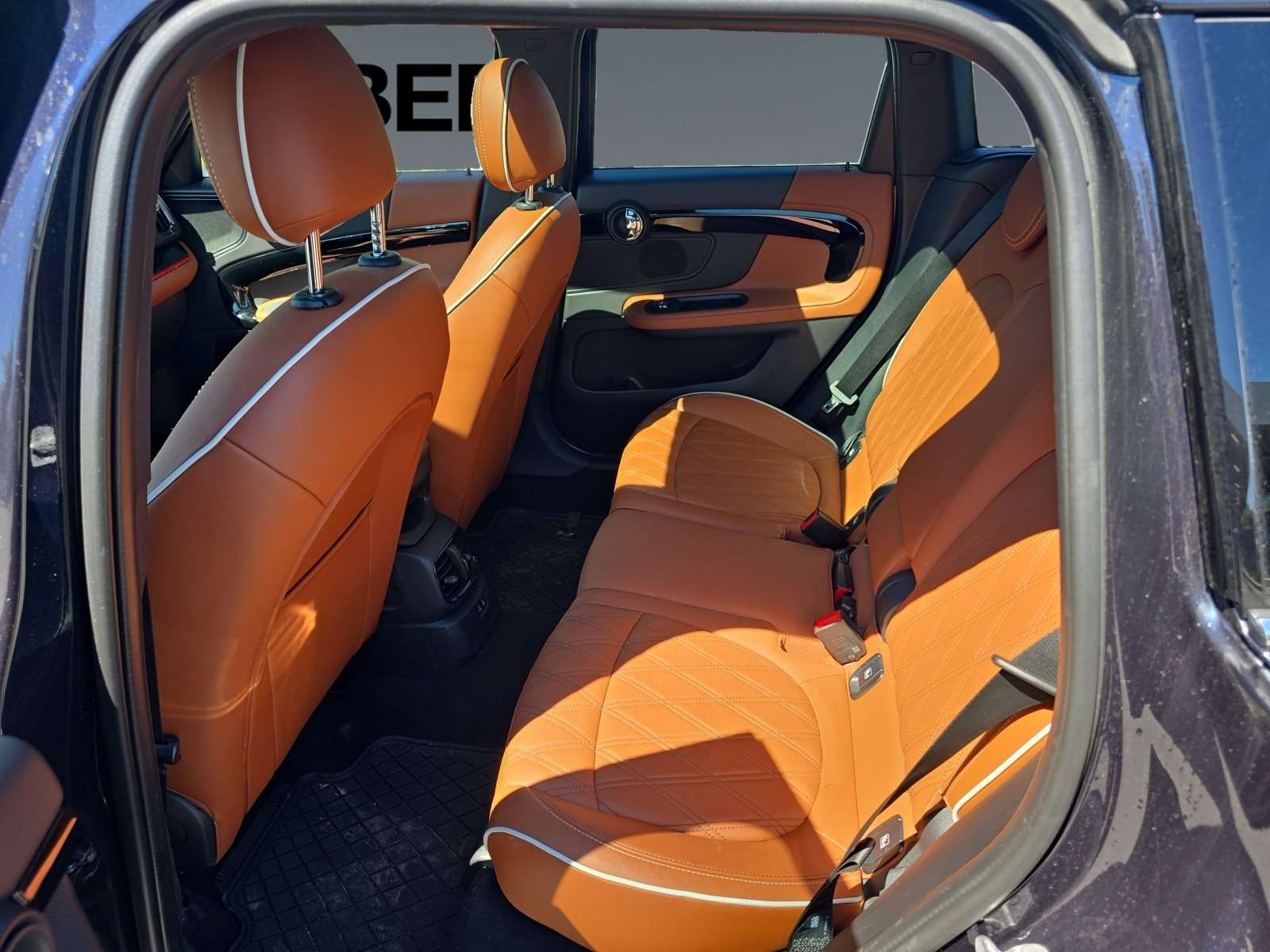 Fahrzeugbild eines MINI MINI