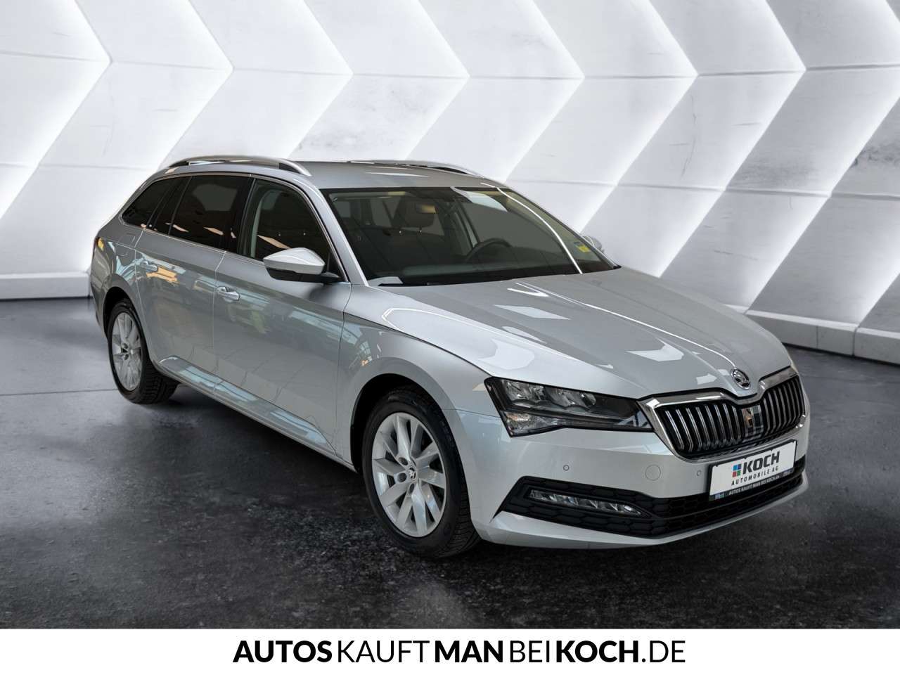 Fahrzeugbild eines Skoda Superb