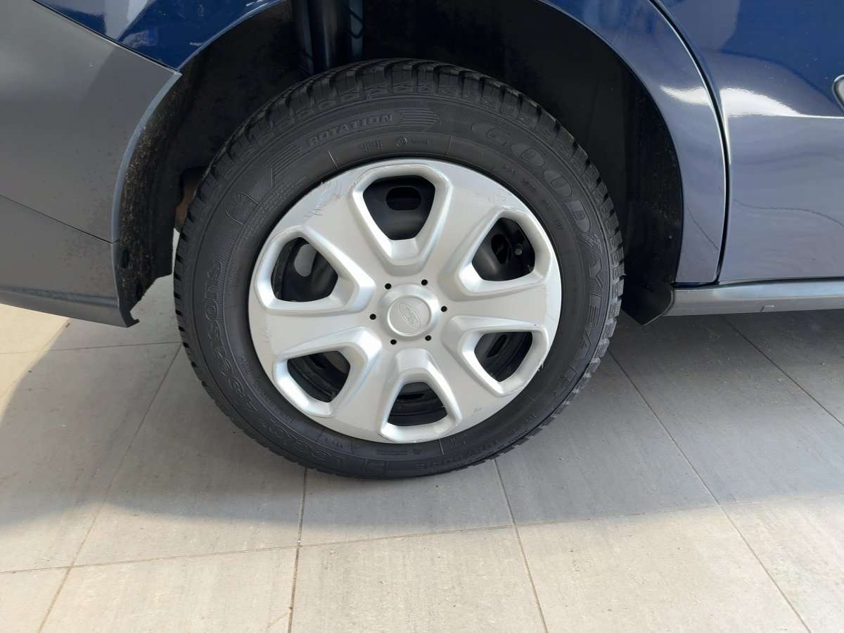 Fahrzeugbild eines Ford Transit Courier