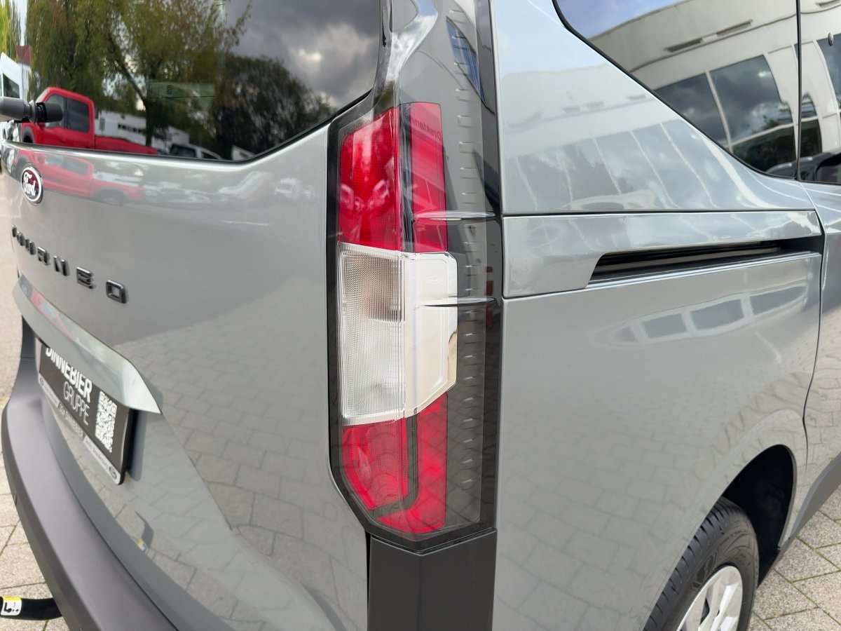 Fahrzeugbild eines Ford Tourneo Courier
