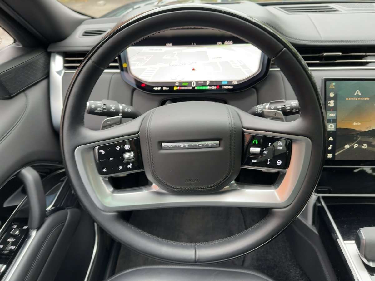 Fahrzeugbild eines Land Rover Range Rover