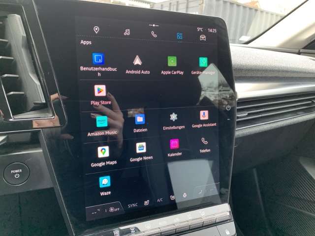 Fahrzeugbild eines Renault Megane E-TECH