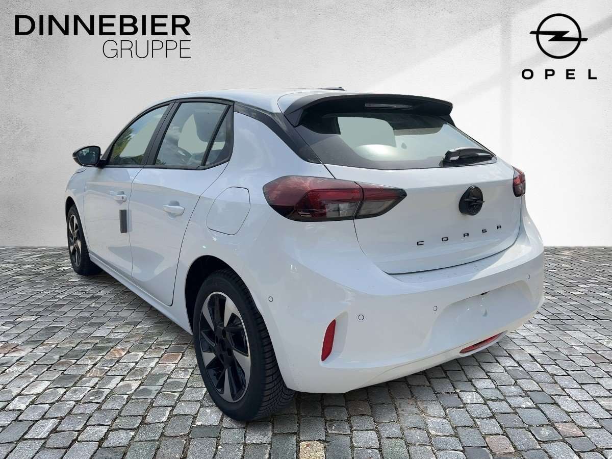 Fahrzeugbild eines Opel Corsa