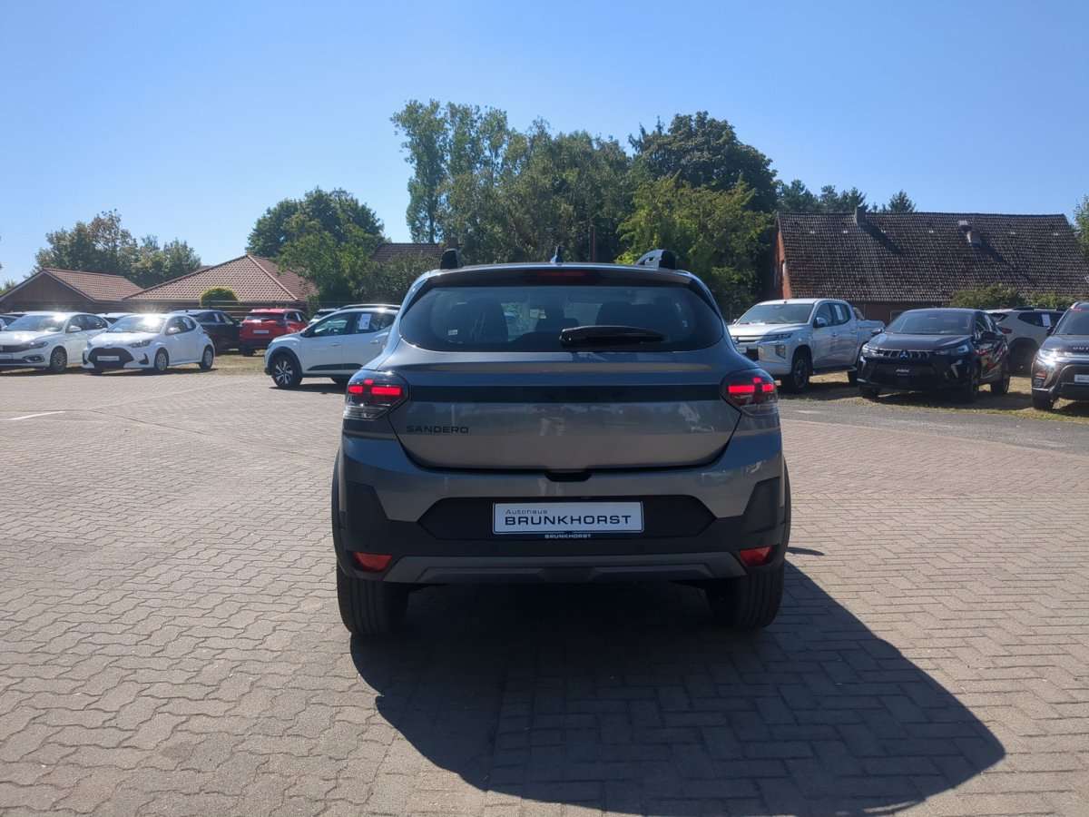 Fahrzeugbild eines Dacia Sandero