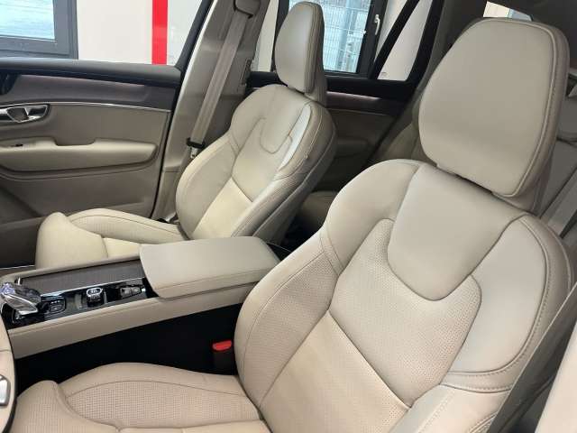 Fahrzeugbild eines Volvo XC90