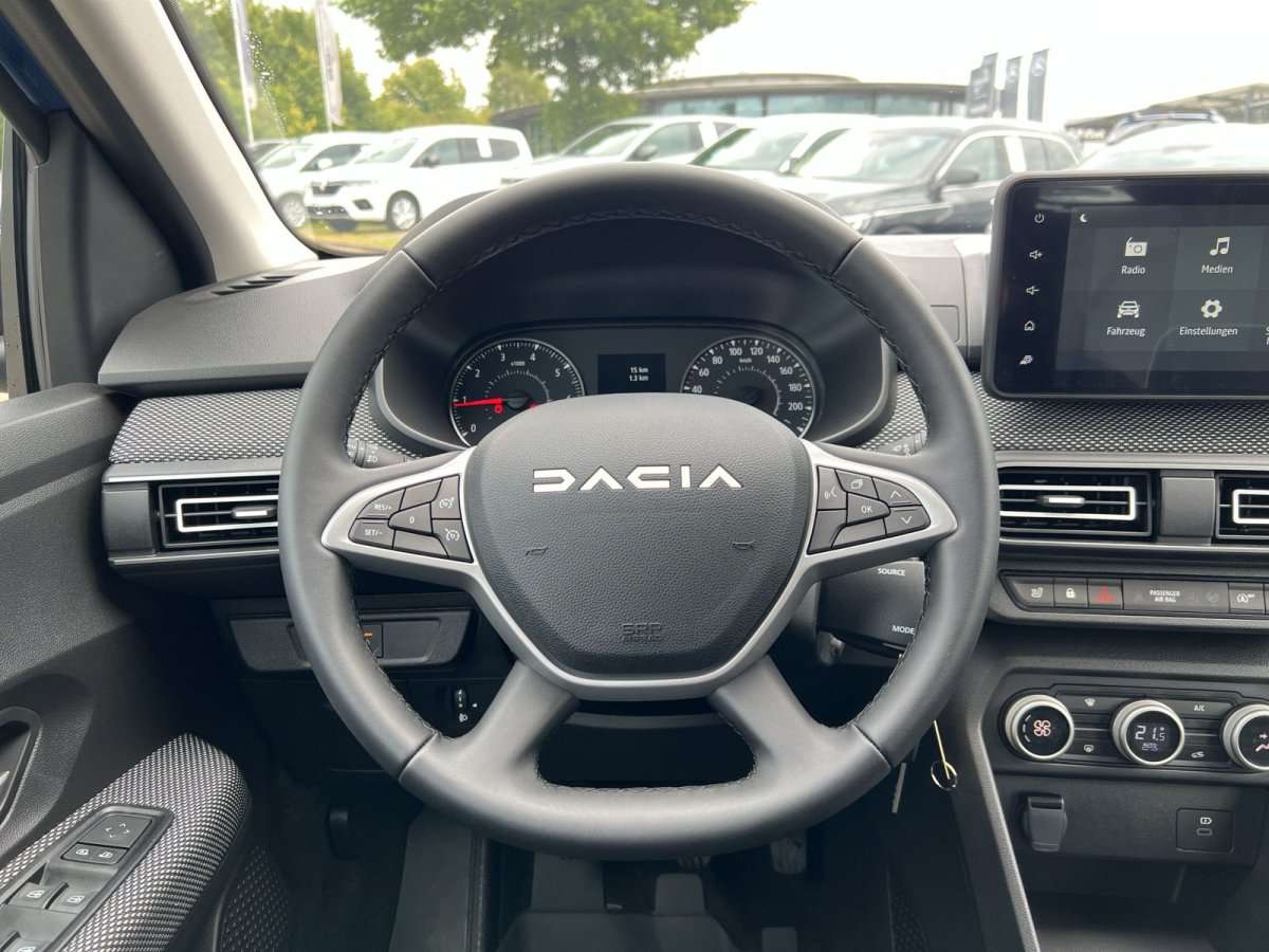 Fahrzeugbild eines Dacia Sandero