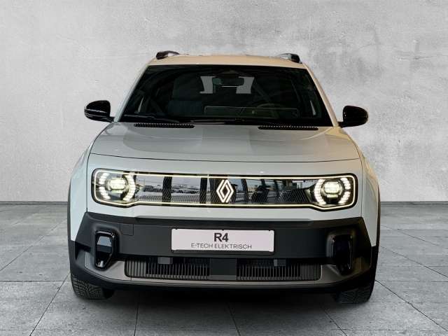 Fahrzeugbild eines Renault 4 E-TECH