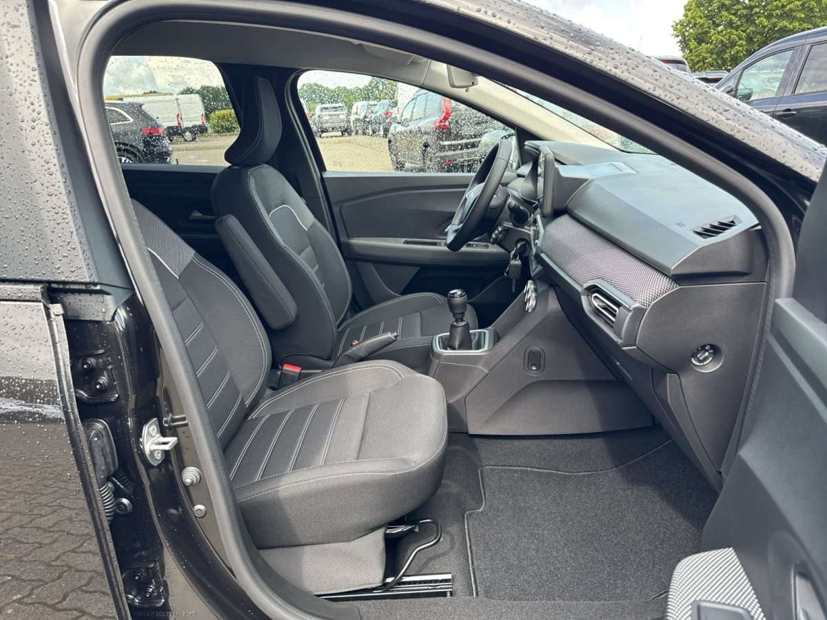 Fahrzeugbild eines Dacia Jogger