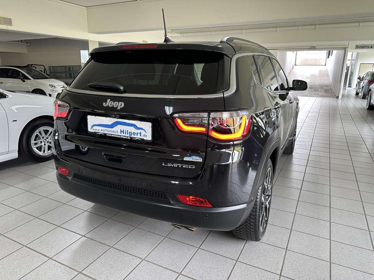 Fahrzeugbild eines Jeep Compass