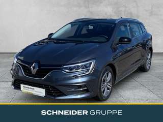Schräge Frontansicht auf einen Renault Mégane , freigestellt