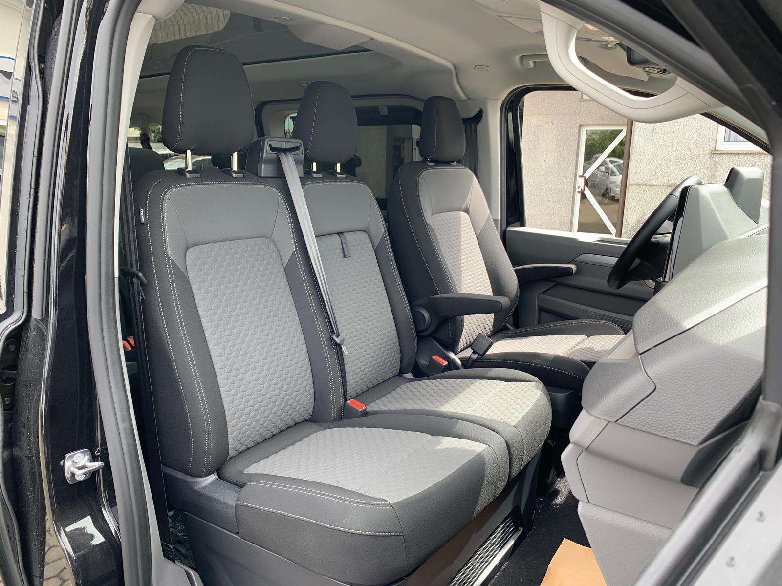 Fahrzeugbild eines Volkswagen Caravelle