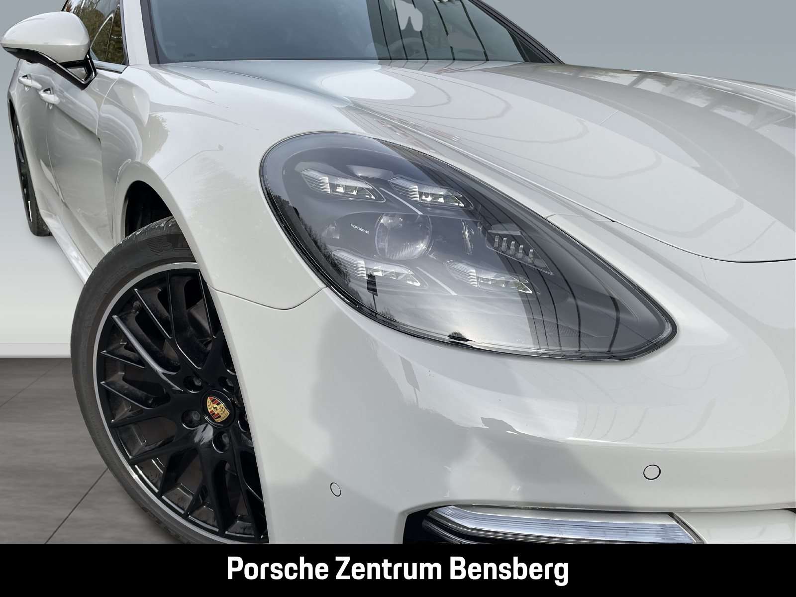 Fahrzeugbild eines Porsche Panamera