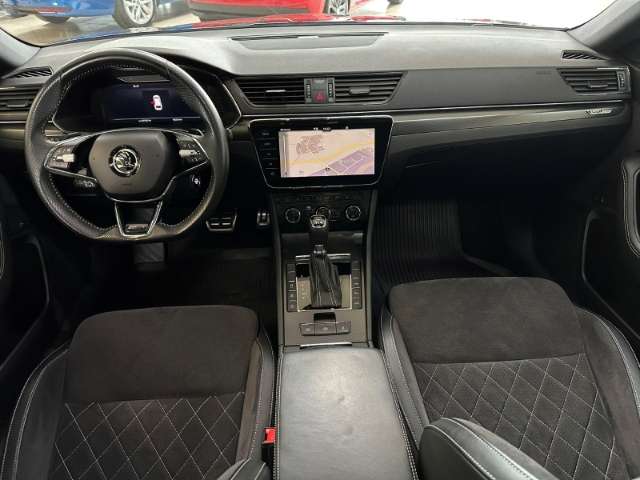 Fahrzeugbild eines Skoda Superb