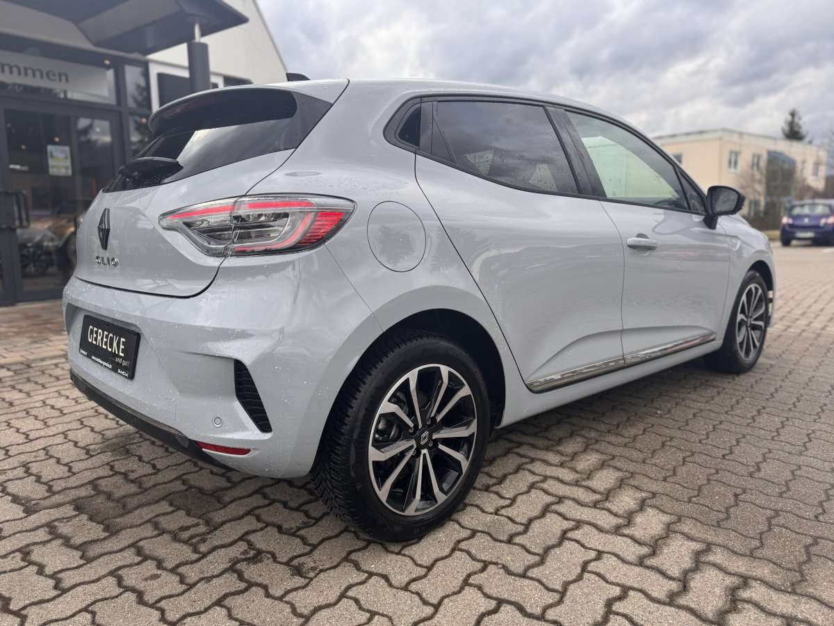 Fahrzeugbild eines Renault Clio