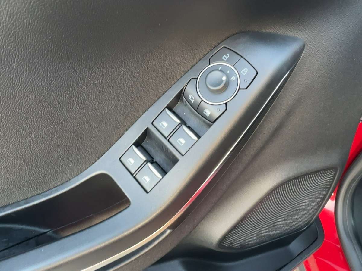 Fahrzeugbild eines Ford Puma