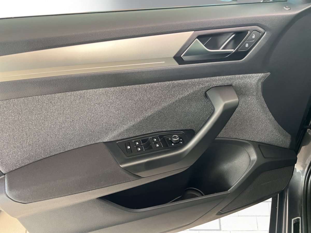 Fahrzeugbild eines Volkswagen T-Roc