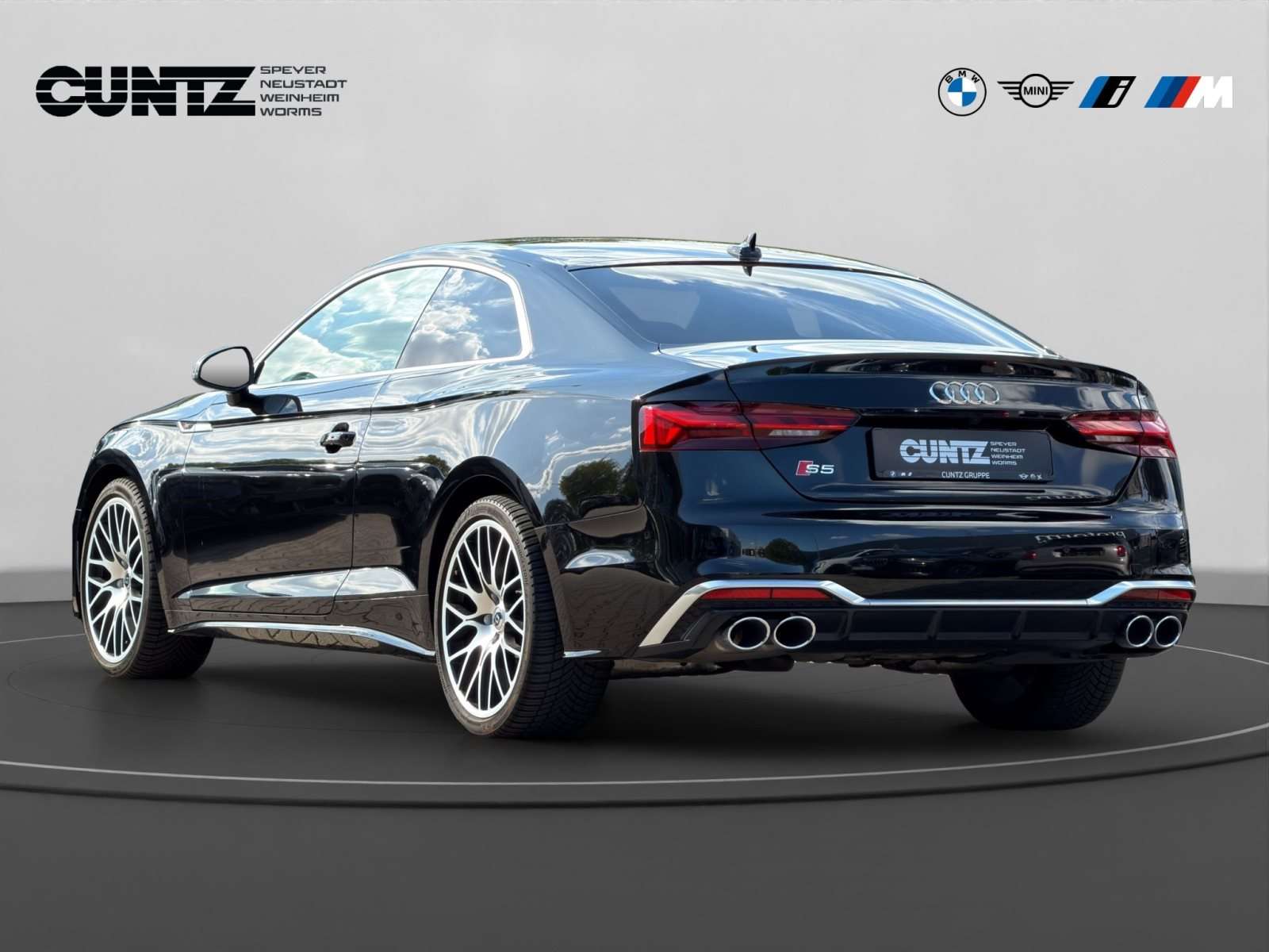 Fahrzeugbild eines Audi S5