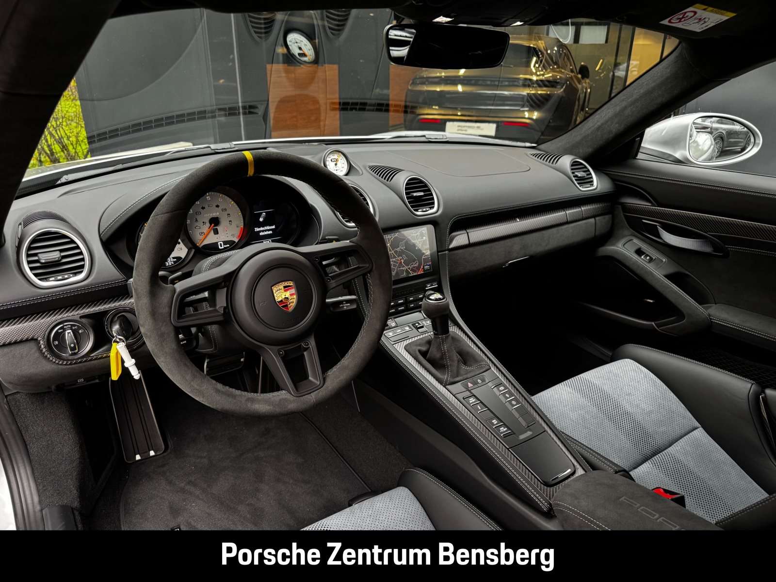 Fahrzeugbild eines Porsche Cayman