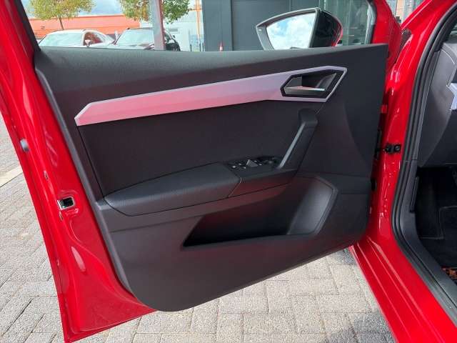 Fahrzeugbild eines SEAT Ibiza