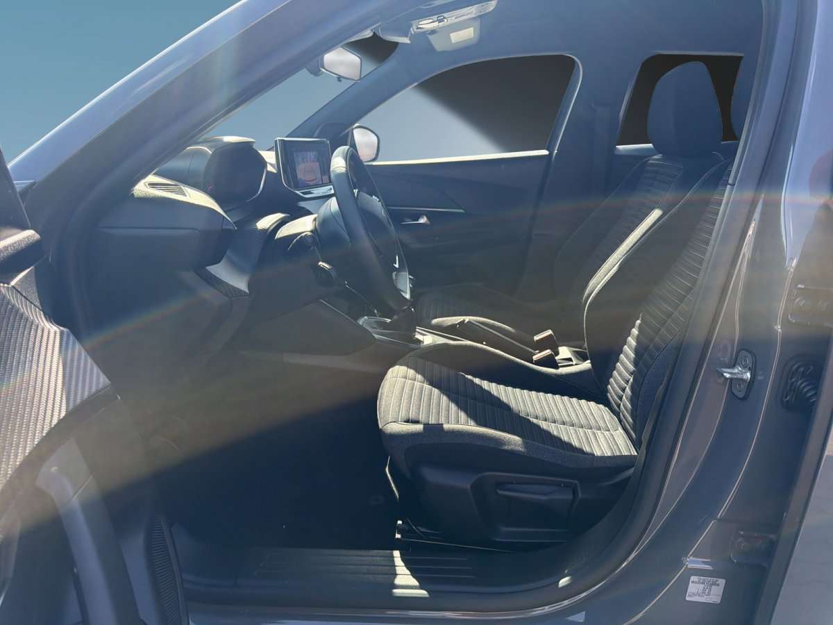 Fahrzeugbild eines Peugeot 2008