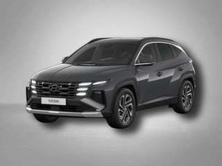 Schräge Frontansicht auf einen Hyundai Tucson , freigestellt