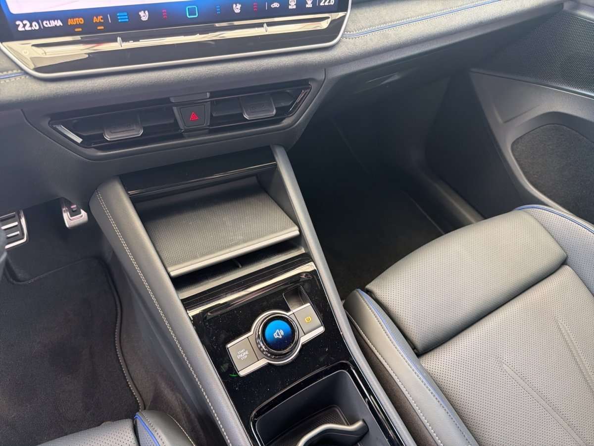 Fahrzeugbild eines Volkswagen Tayron