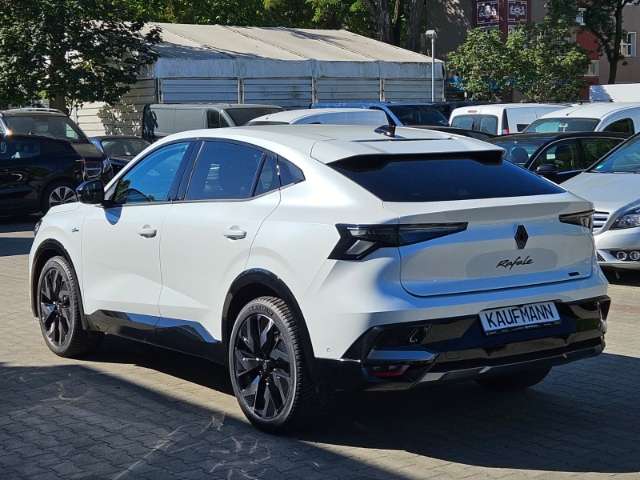 Fahrzeugbild eines Renault Rafale