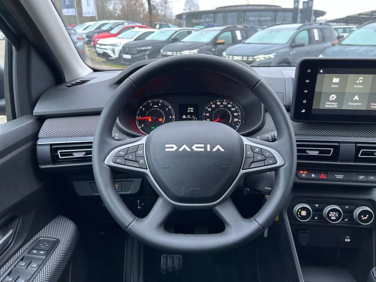 Fahrzeugbild eines Dacia Sandero