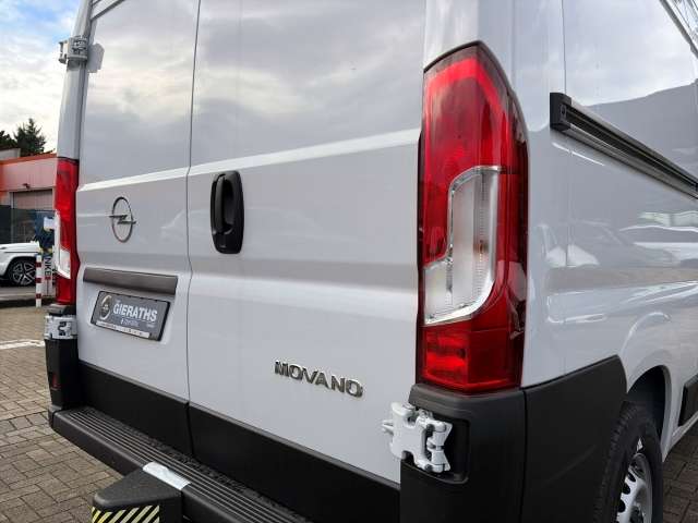 Fahrzeugbild eines Opel Movano