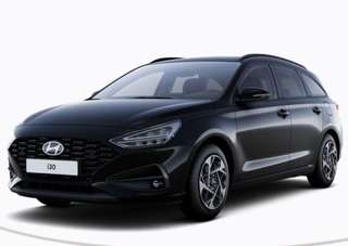 Schräge Frontansicht auf einen Hyundai i30 , freigestellt