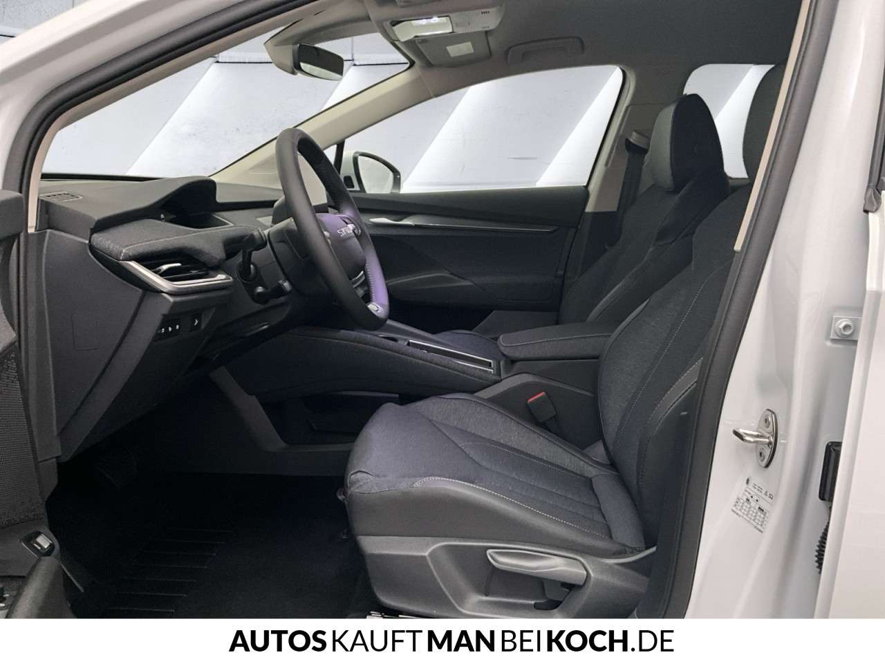 Fahrzeugbild eines Skoda ELROQ