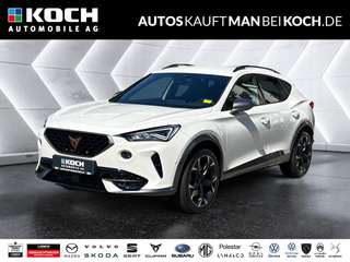 Schräge Frontansicht auf einen CUPRA Formentor , freigestellt