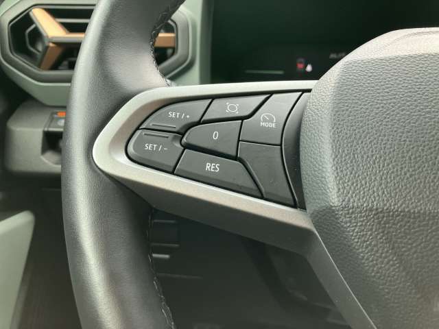 Fahrzeugbild eines Dacia Duster